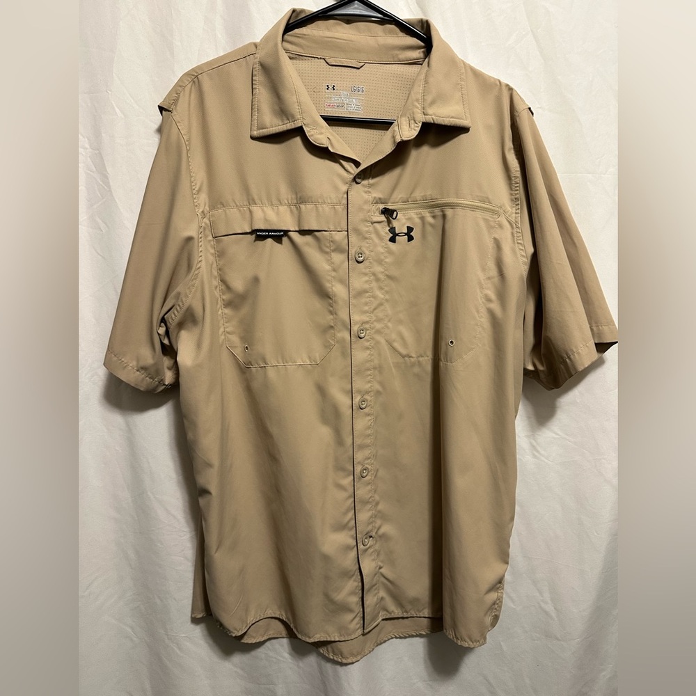 Under Armour Men's Tan Short Sleeve Shirt